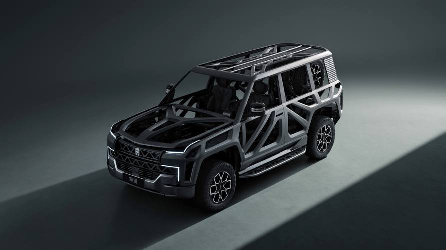 成都130仰望U8硬派越野的科技魅力，国能汽车对传统燃油车市场的冲击